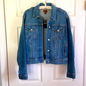 NWT LAUREN Ralph Lauren classic blue denim jacket.  Size L.